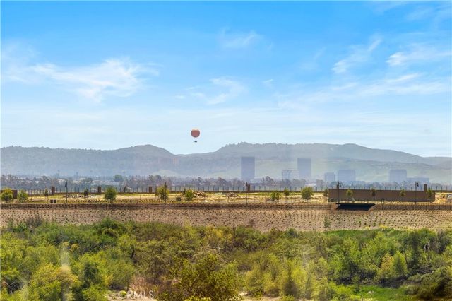 163 Summerland, Irvine, CA 92602