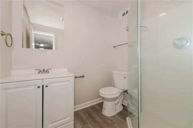 1417 N Blue Mills Road, Independence, MO 64056