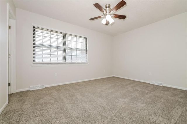 1417 N Blue Mills Road, Independence, MO 64056