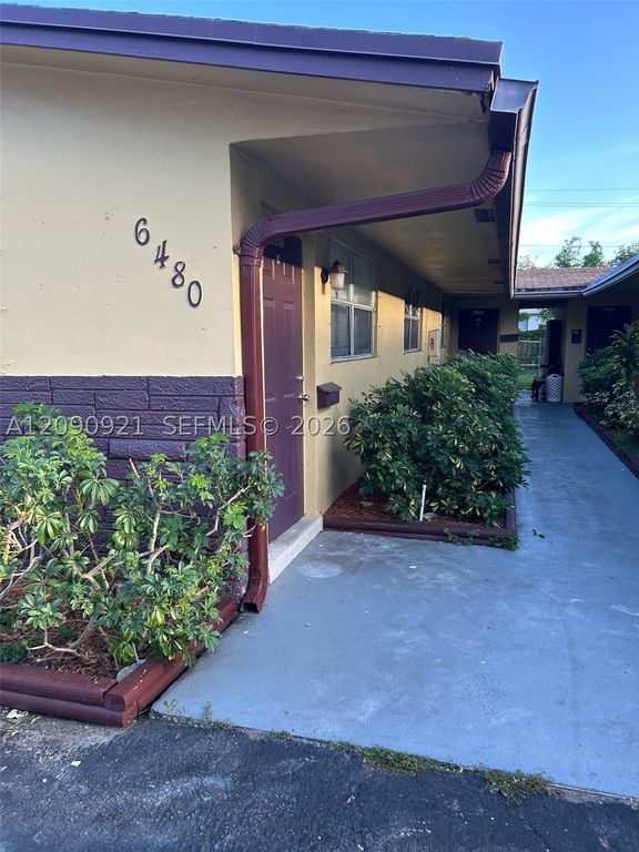 6480 NW 20th Ct 1, Sunrise, FL 33313