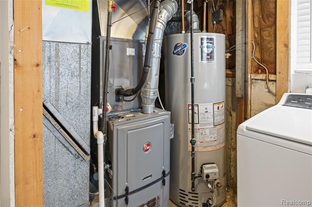 1451 Kenilworth Place, Clawson, MI 48017