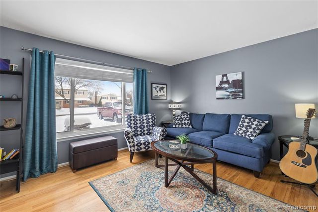 1451 Kenilworth Place, Clawson, MI 48017