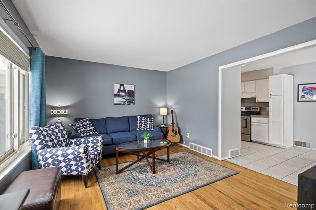 1451 Kenilworth Place, Clawson, MI 48017