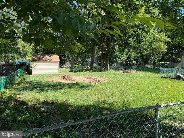 9 FORREST AVE, Clementon, NJ 08021