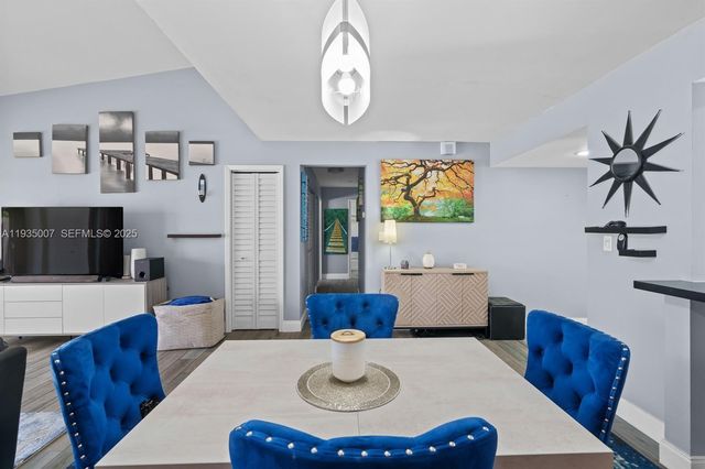 2900 NW 69th Ct, Fort Lauderdale, FL 33309