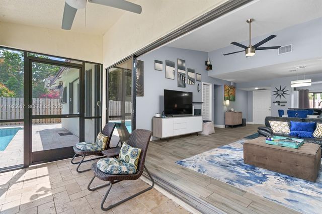 2900 NW 69th Ct, Fort Lauderdale, FL 33309