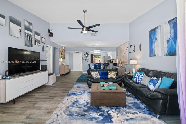 2900 NW 69th Ct, Fort Lauderdale, FL 33309