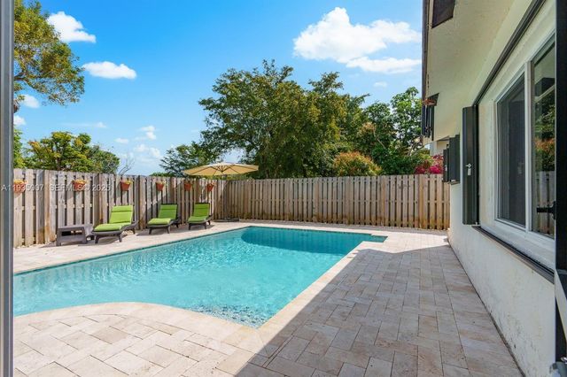 2900 NW 69th Ct, Fort Lauderdale, FL 33309