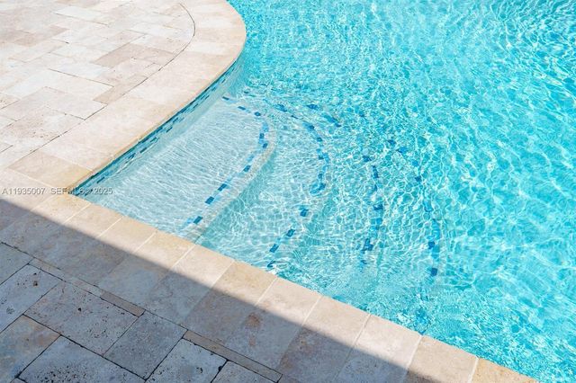 2900 NW 69th Ct, Fort Lauderdale, FL 33309