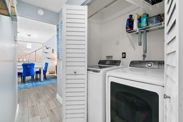 2900 NW 69th Ct, Fort Lauderdale, FL 33309