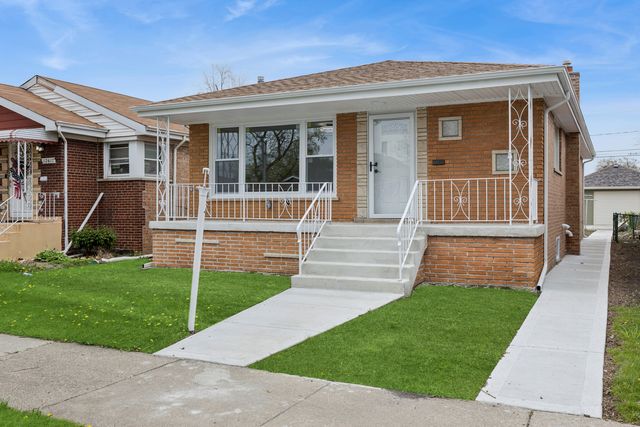 12621 S Wood Street, Calumet Park, IL 60827