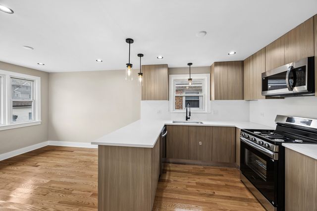 12621 S Wood Street, Calumet Park, IL 60827