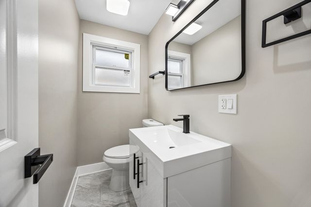 12621 S Wood Street, Calumet Park, IL 60827