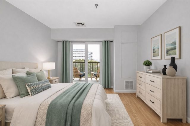 133 Commander Shea Blvd 502, Quincy, MA 02171