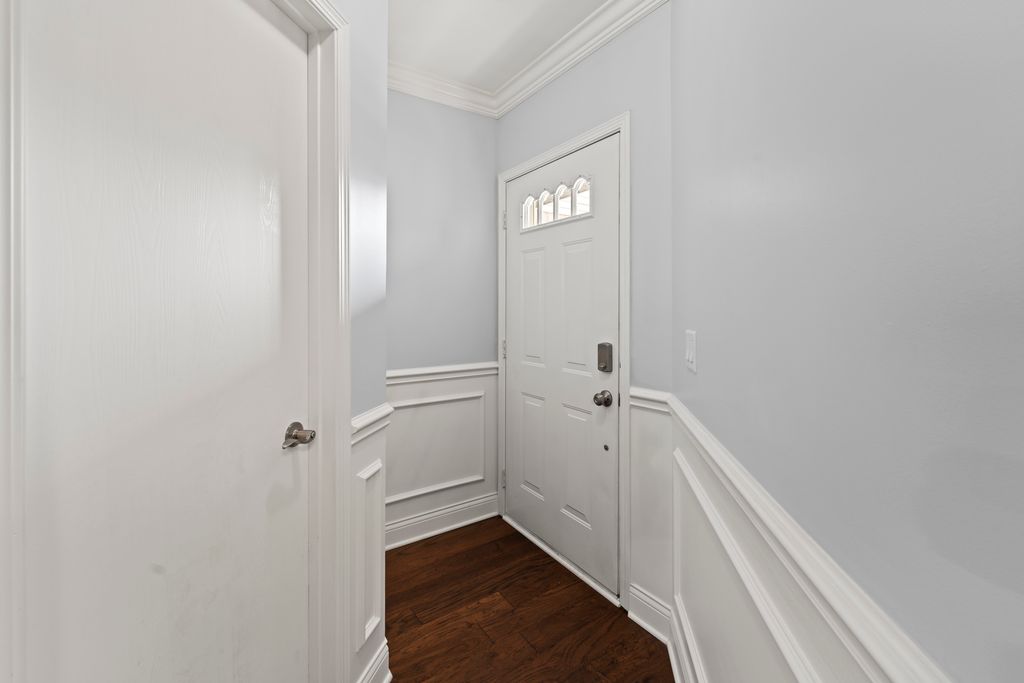 9332 S 79th Avenue, Hickory Hills, IL 60457 — photo 4
