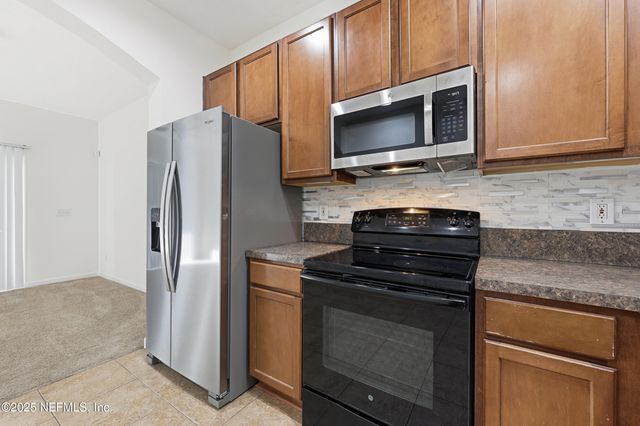 13033 SUNSET LAKE Drive, Jacksonville, FL 32258