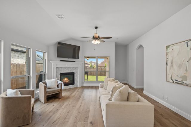 9201 Amistad Lane, Denton, TX 76226