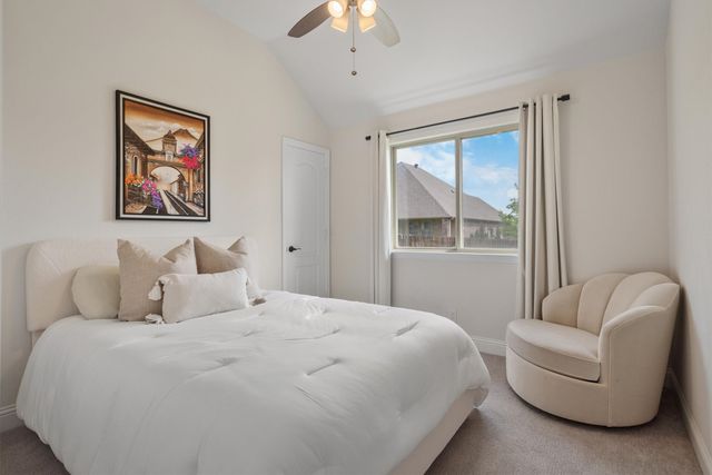 9201 Amistad Lane, Denton, TX 76226