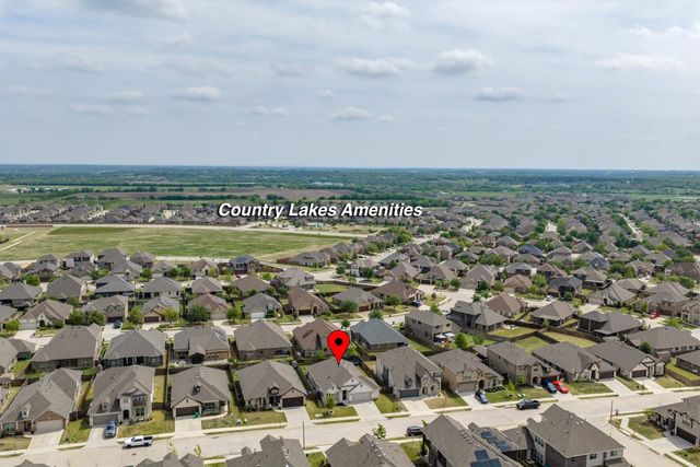 9201 Amistad Lane, Denton, TX 76226