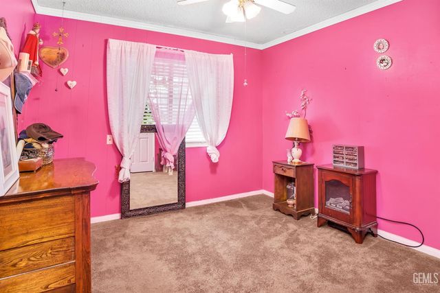 3114 Shelly Lane, Bakersfield, CA 93306