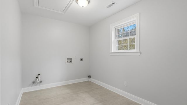 4917 Shoreline Dr, Chattanooga, TN 37416