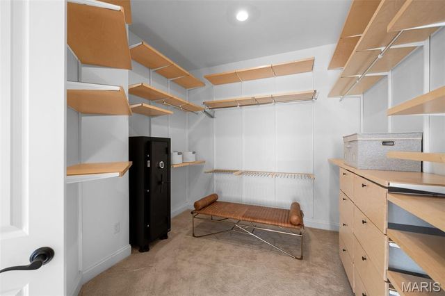 1401 Fox Hill Farms Court, Chesterfield, MO 63005