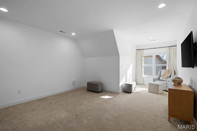 1401 Fox Hill Farms Court, Chesterfield, MO 63005