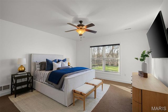 1401 Fox Hill Farms Court, Chesterfield, MO 63005