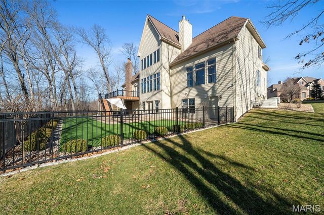 1401 Fox Hill Farms Court, Chesterfield, MO 63005