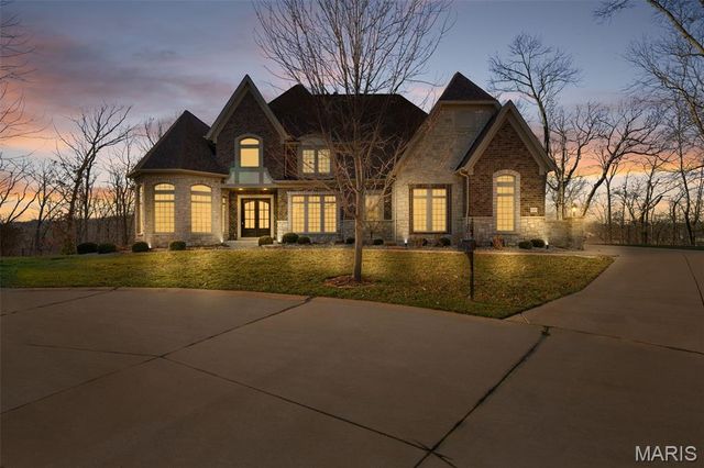 1401 Fox Hill Farms Court, Chesterfield, MO 63005