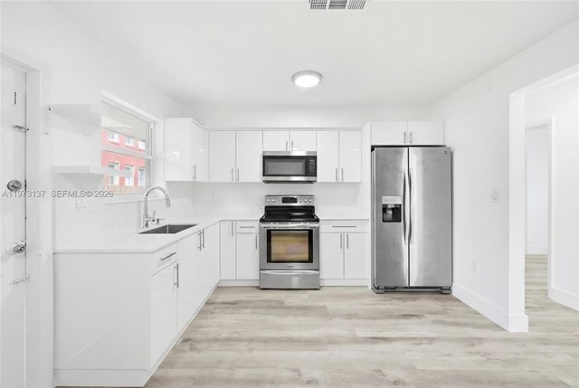 1781 SW 13th St, Miami, FL 33145