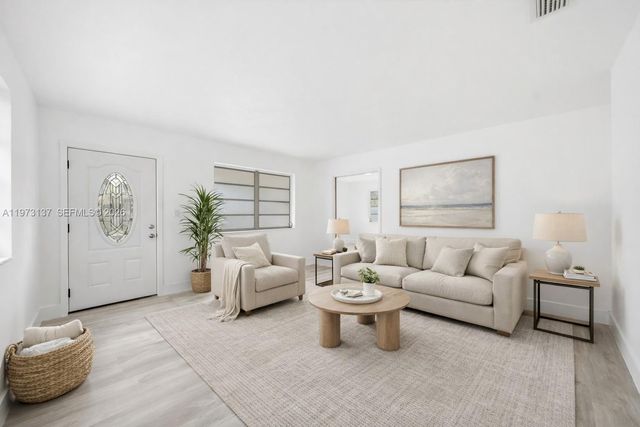 1781 SW 13th St, Miami, FL 33145