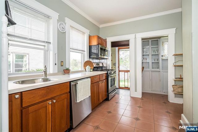 21 Montross Avenue, Rutherford, NJ 07070