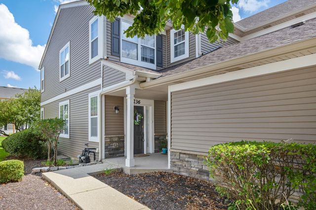 736 Woodewind Drive, Naperville, IL 60563