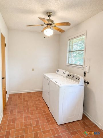 2305 Birdcreek Drive, Temple, TX 76502