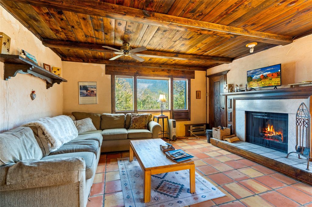Image 10 of property listing at 575 Redondo, Jemez Springs, NM 87025