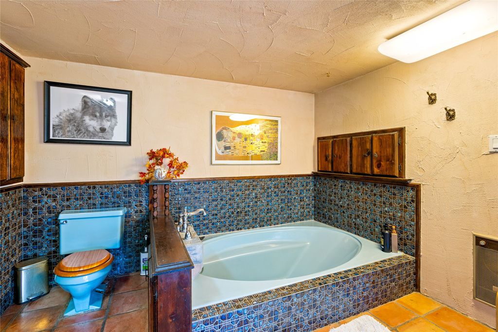 Image 16 of property listing at 575 Redondo, Jemez Springs, NM 87025