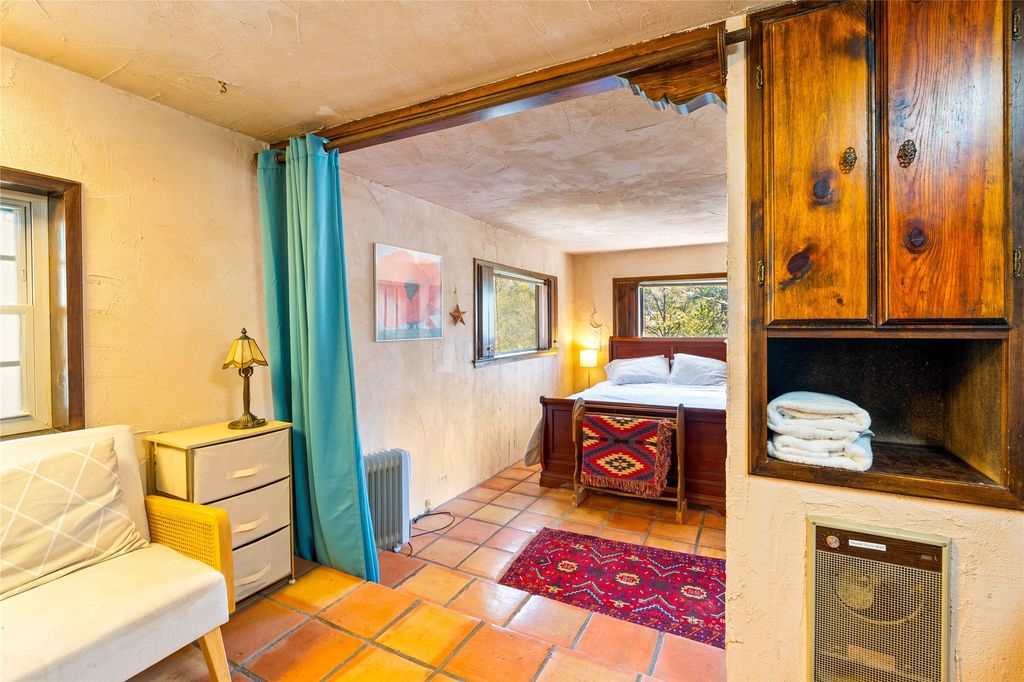 Image 17 of property listing at 575 Redondo, Jemez Springs, NM 87025