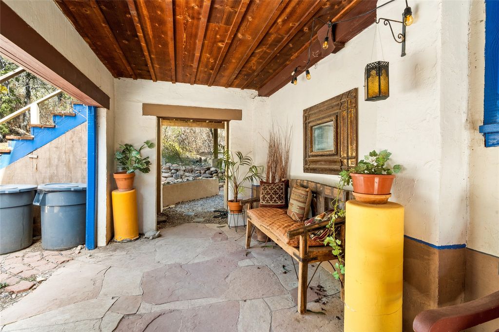 Image 3 of property listing at 575 Redondo, Jemez Springs, NM 87025