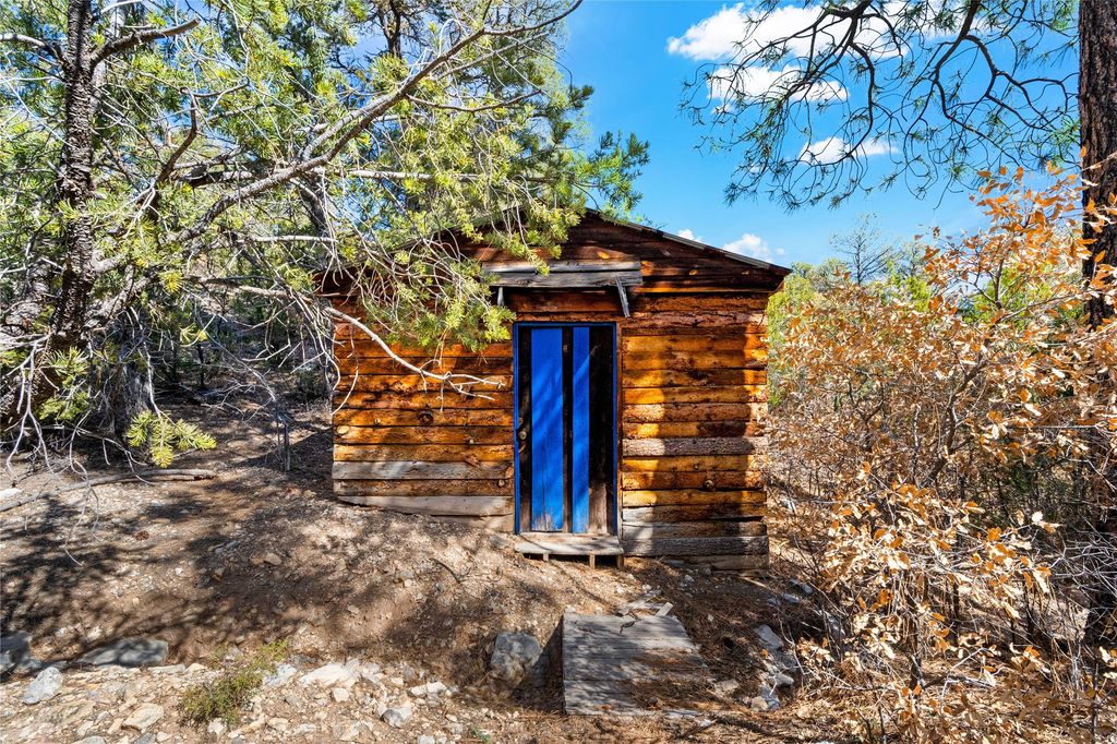 Image 36 of property listing at 575 Redondo, Jemez Springs, NM 87025