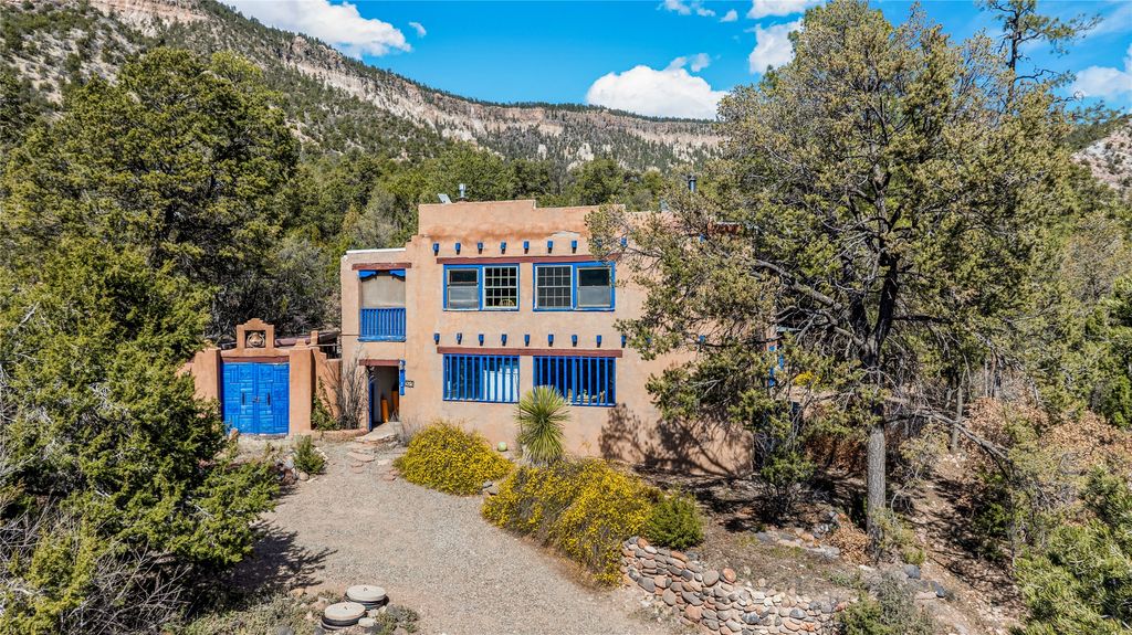 Image 43 of property listing at 575 Redondo, Jemez Springs, NM 87025