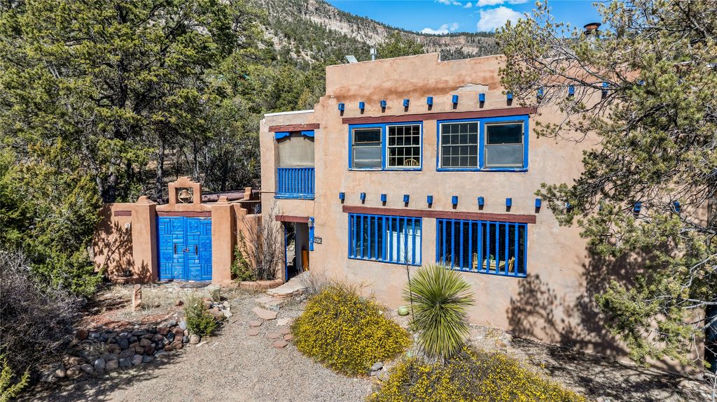 Image 53 of property listing at 575 Redondo, Jemez Springs, NM 87025