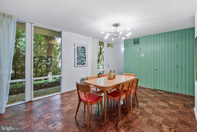 2313 GLASGOW RD, Alexandria, VA 22307