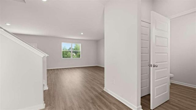 100 White Spruce Way, Newnan, GA 30265