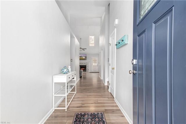 828 Hardwood DR, Chesapeake, VA 23320