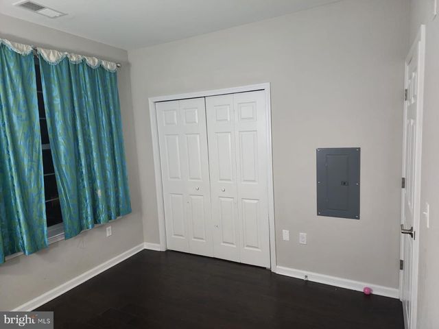 1118 HALIFAX PL, Hamilton, NJ 08619