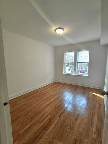 1107 N Avers Avenue 1, Chicago, IL 60651