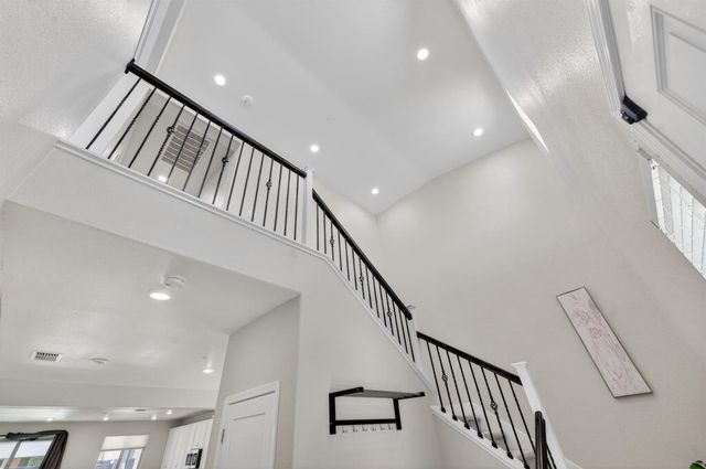 3751 EDINGTON Dr, Rancho Cordova, CA 95742