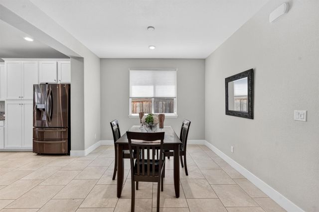 3751 EDINGTON Dr, Rancho Cordova, CA 95742