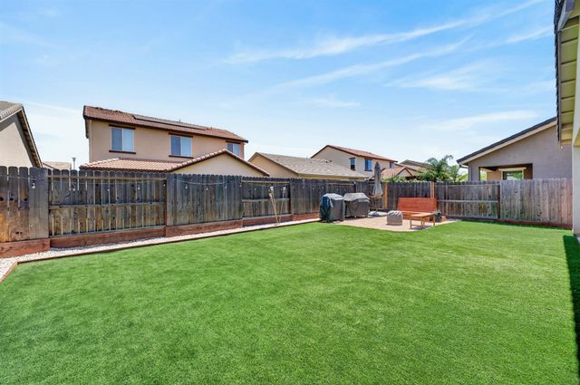 3751 EDINGTON Dr, Rancho Cordova, CA 95742